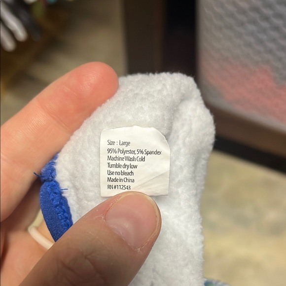 🍀6/$20 Skinnies by snoozies travel slippers and Pouch Set - Picture 5 of 7